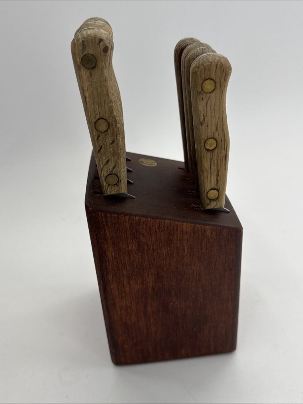 Vintage Knife Set Old Homestead Cutlery 8 Piece with Wood Block Serrated Knives - Picture 8 of 11